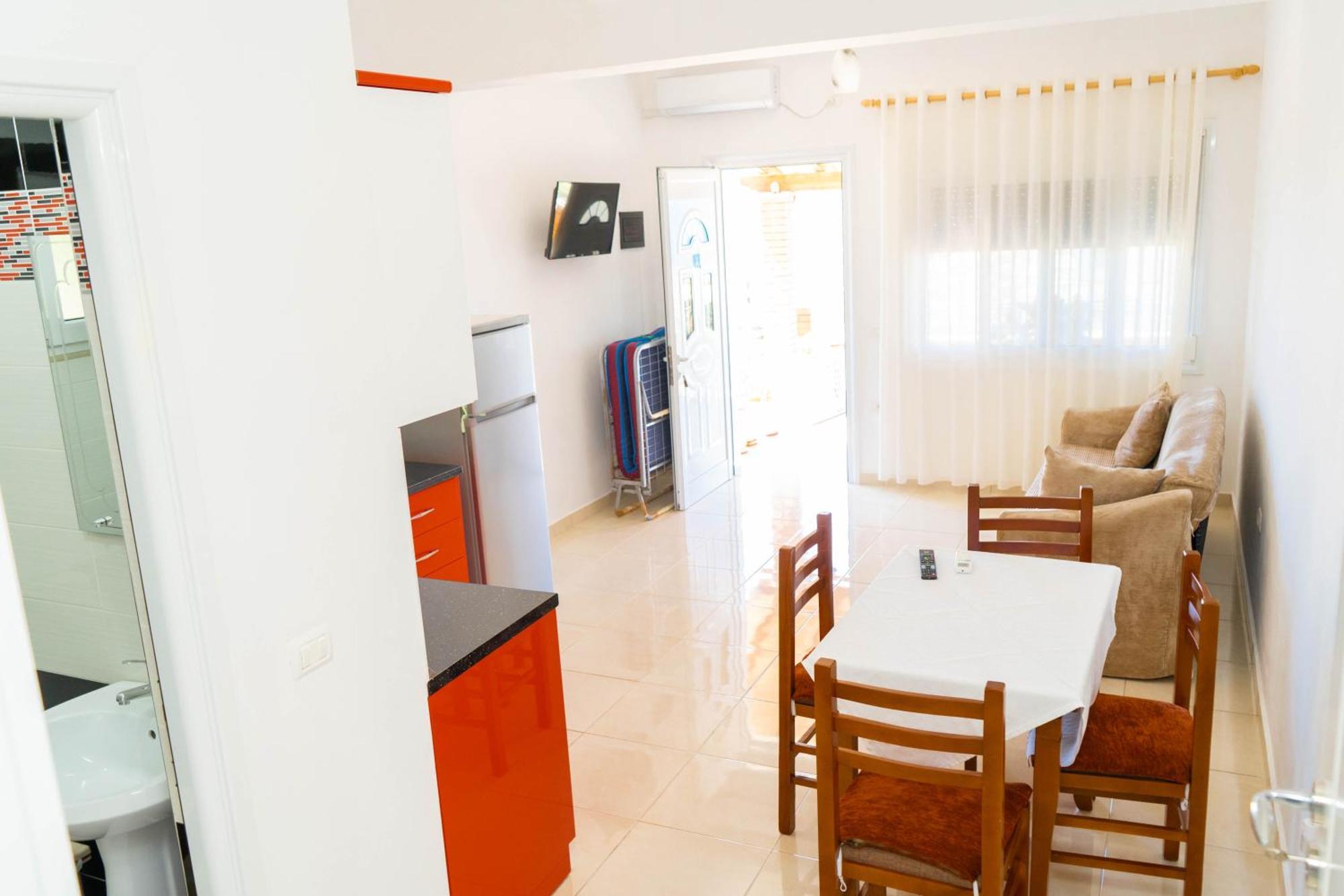 Vila Aliaj Vlore Exterior photo